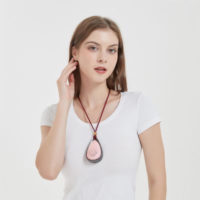 FCC 스마트 웨어러블 공기청정기 96 X 56 X 33mm 2시간 충전 목 공기청정기