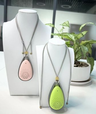 가벼운 74g 착용 가능한 공기청정기 21시간 지속