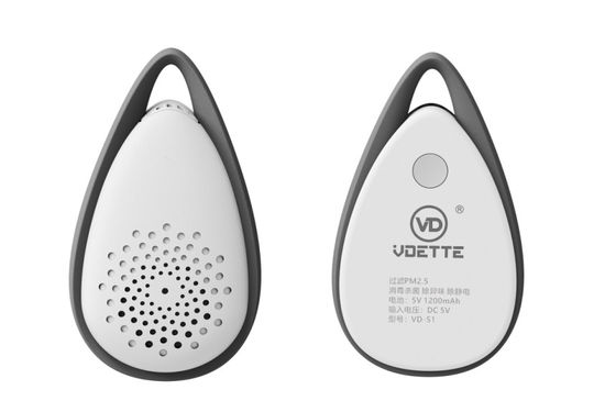 살충제 및 살균용 착용 가능한 공기 정화기 USB 충전 케이블 포함 배터리 수명 21 시간