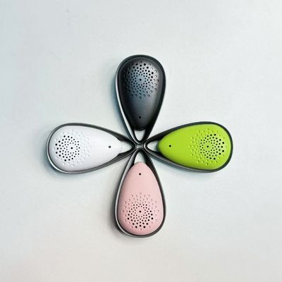 휴대용 및 가볍고 착용 가능한 공기 정화기 배터리 용량 850 MAh 96*56*33mm 소음 수준 20dB A